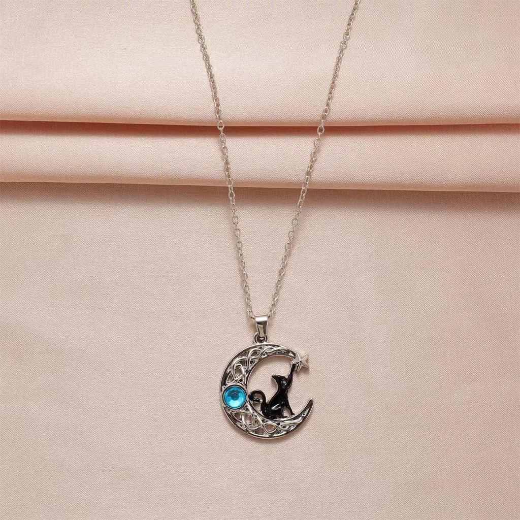 Moonstone Black Cat Necklace: Stylish European & American Clavicle Chain