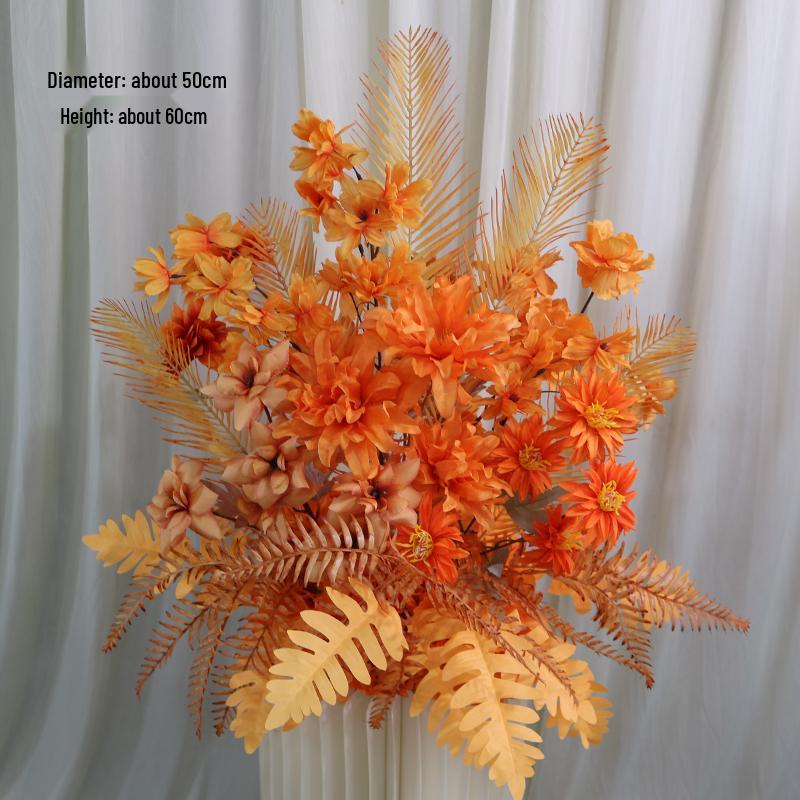 Herbstliche orange Seidenblumentöpfe für die Dekoration des Hochzeitsgangs