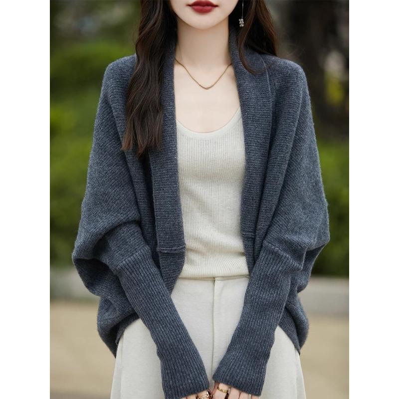 Knitted Shawl Loose Bat Sleeve Sweater Women's Solid Color Knitted Cardigan New Fashion Commuting Harajuku Style Autumn and Winter