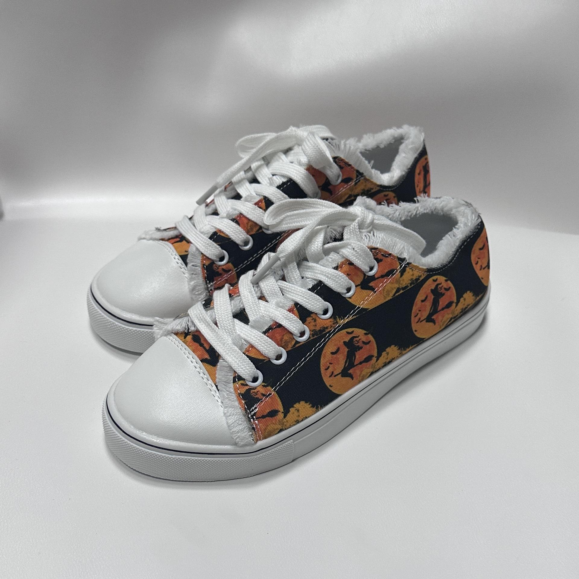 

Halloween flying broom witch pattern canvas shoes large size versatile casual sports shoes 43