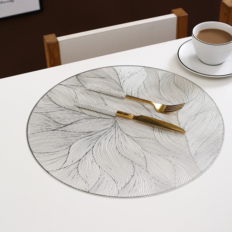 1Pc 38x38cm Round Light Luxury Placemat PVC Dinner Table Home Decor Protector Mat Heat Resistant Pad