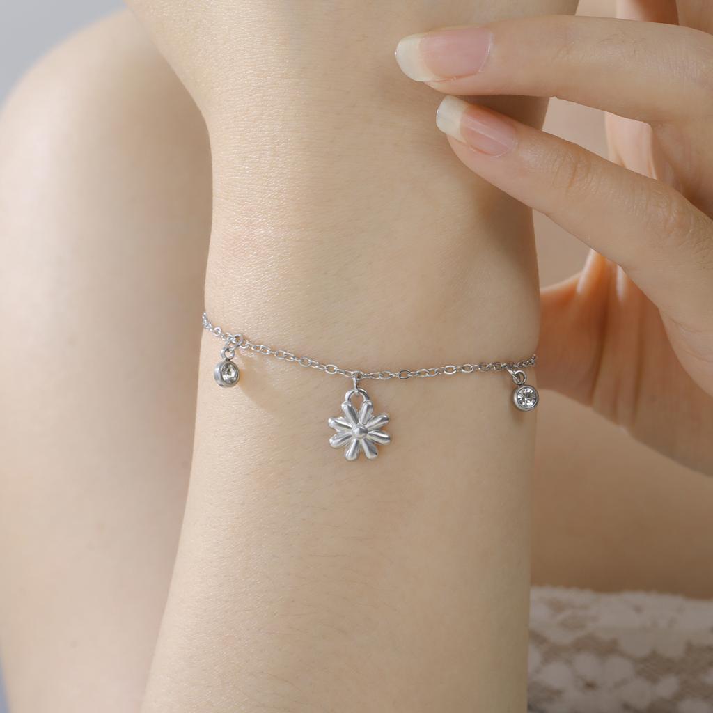 Teamer Chrysanthemum Peach Blossom Pendant Bracelets Stainless Steel Gold Color For Women Girls Flower Jewelry Gift 2026 New