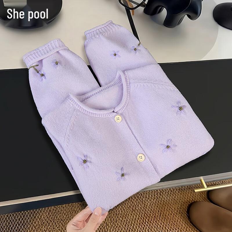 

Women s TACHI 3D Floral Knitted Cardigan L