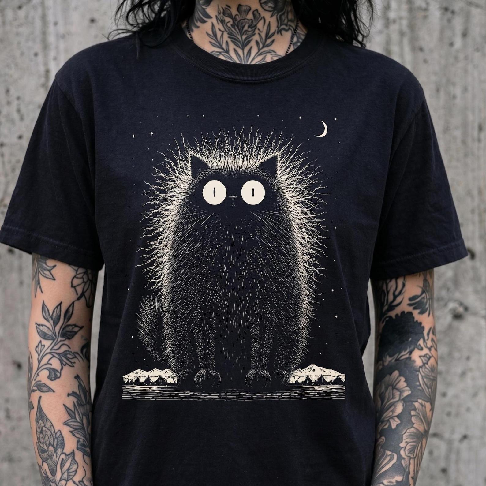 Yule Cat Shirt Jólakötturinn, Icelandic Folklore Christmas Graphic Tee, Dark Holiday Alt Clothing, Comfort Colors Goth Gift 3XL