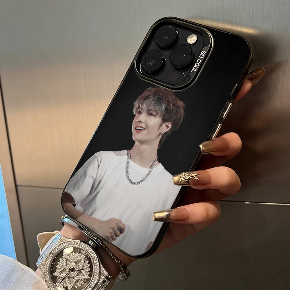 Young pop idol-W-Y-B-W-ang Yibo Phone Case For IPhone17 16 11 12 13 14 15 16 Pro Max Plus Cover Colored Silver Funda Bumber