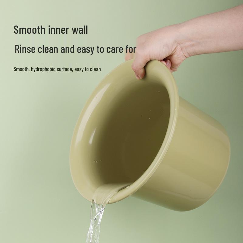 Children's Thickened Plastic Potty with Lid - Newcomer Special