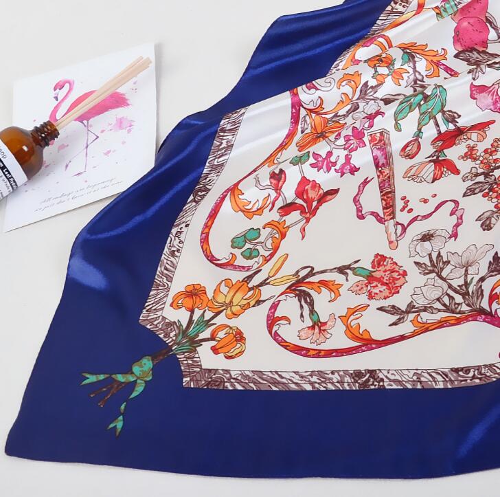 Modischer Seidenschal Damen Blumenmuster Satin Kopf Hijab Schals Luxus Foulard Farben Quadratische Schals Strandtücher 90X90cm