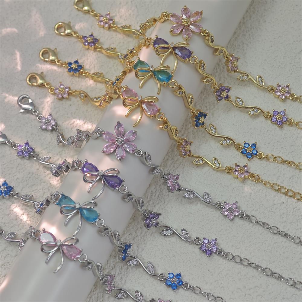 Exquisite Zircon Bow & Flower Pendant Bracelet for Women