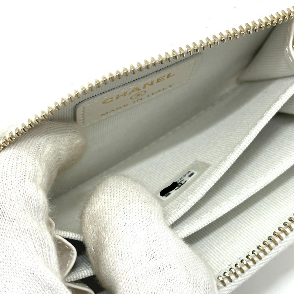 CHANEL AP0216 Matelasse Mark Classic zip coin purse Caviar Leather White Unused