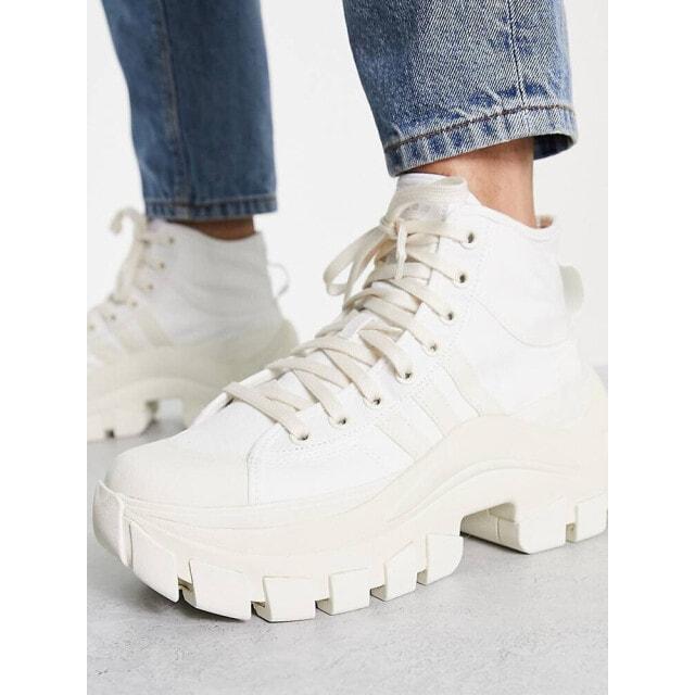 

Белые кроссовки adidas Originals Nizza XY22