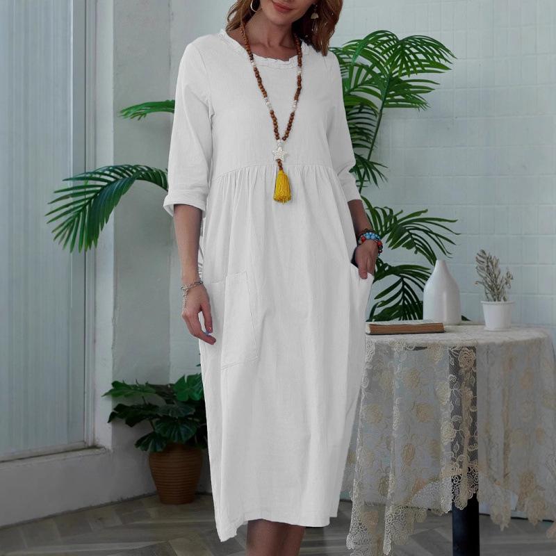 Elegant Women's Mid-Length Solid Color Dress with 3/4 Sleeves and Round Neck