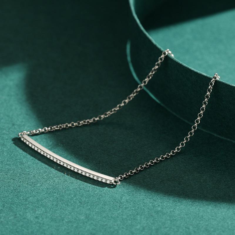 S925 Silber Neues leichtes Luxusarmband Damenmode Einfaches Instagram Trendy Diamantset Reines Silber Vielseitiges Kunsthandwerk