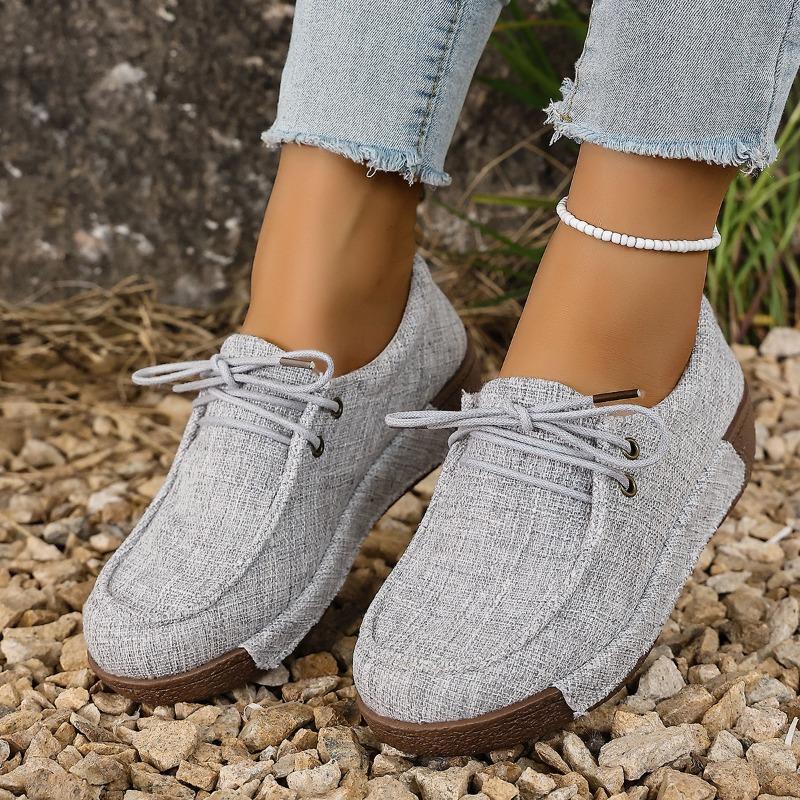 Women's Wide Width Platform Lace-Up Flats - Chunky Sole Casual Shoes for Spring & Fall, Comfortable Everyday Shoes