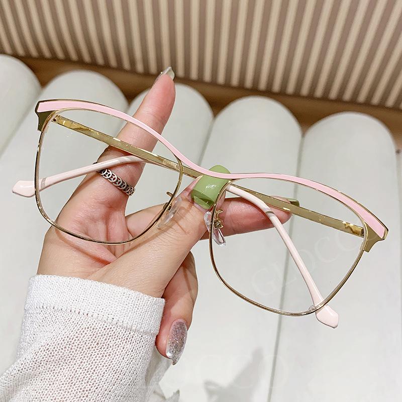 Sexy Cat Eye Anti Blue Light Glasses Luxury Women Brand Designer Metal Small Frame Optical Computer Eyewear Myopia Glasses Minus