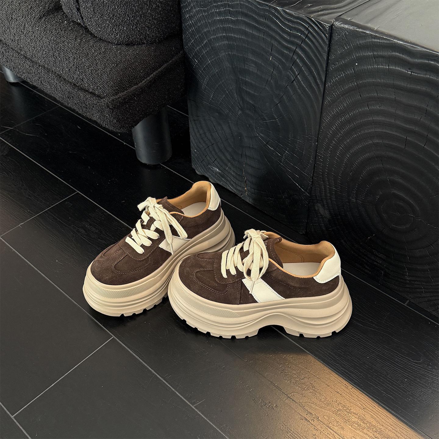 

Platform-soled German training shoes women s 2025 autumn new versatile muffin shoes round head lace-up color matching casual sports dad shoes 40 темно-коричневого кольору