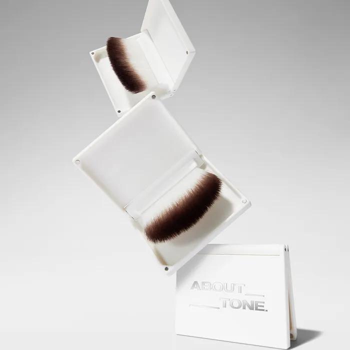 Flip and Fit Face Brush