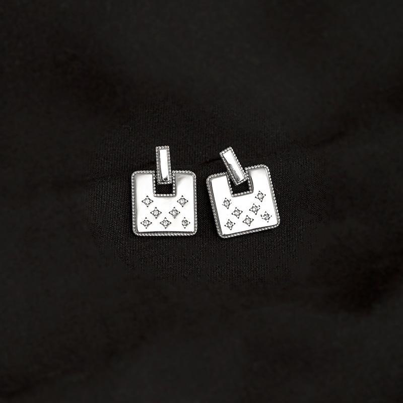 Banyan Tree S925 Silver Korean Diamond Star Square Geometric Earrings - Light Luxury Retro Style