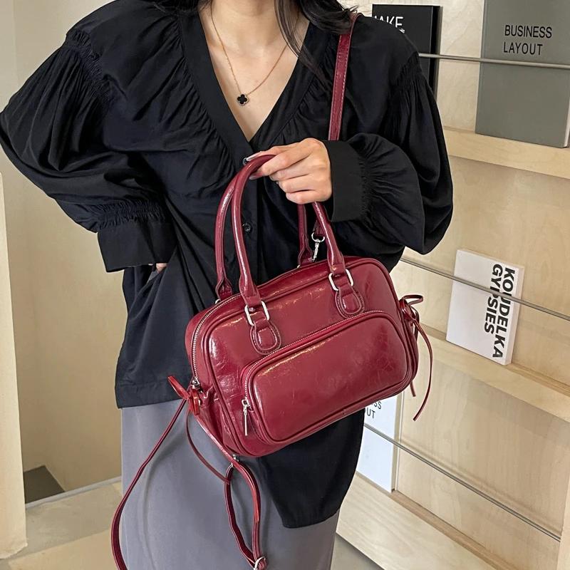 

2024 Popular Women S Bag Fashion Simple Shoulder Bag High Quality Design Handbag Light Luxury Commuting Summer Hot Sale