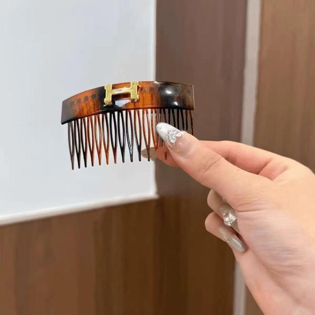 Summer Fashion No-Trace Forehead Bangs Comb and Clip for Women