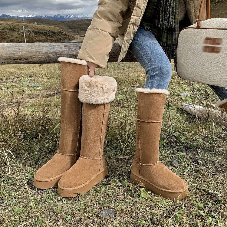Height-increasing snow boots over the knee button-high tube thick-soled velvet and two wear Northeast boots 40 верблюд 4130₽