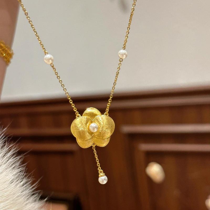 Classic Retro Fashion Brushed Butterfly Orchid Pearl Necklace Tassel Luxury Exquisite Clavicle Chain Wedding Jewelry Gifts