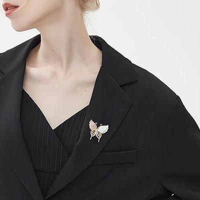 Originale Super Bella Francese Retro Elegante Farfalla Spilla Corsage Elegante Spilla Adorabile Tutte le Donne Decorative