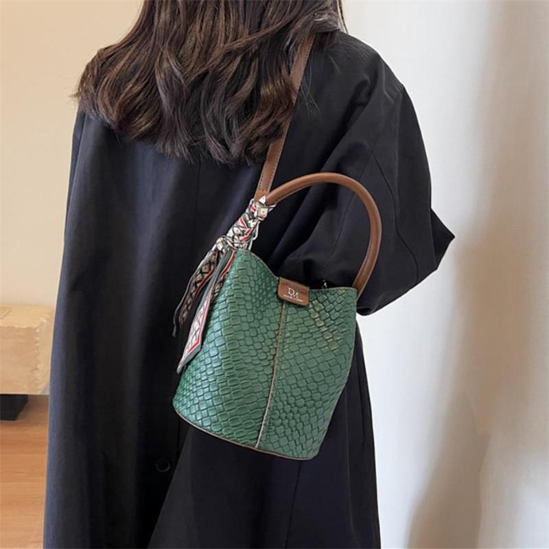 Stylish Women Bucket Tote Bag, Solid Woven Effect Handbag Shoulder Crossbody Bag,Adjustable And Detachable Shoulder Strap