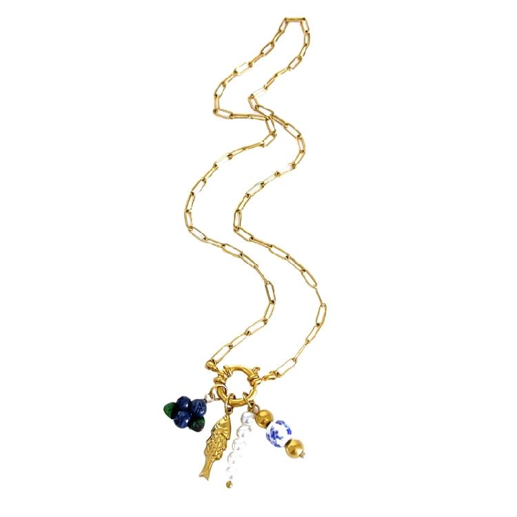 

Women Trendy Necklace with Grape or Blueberry Shell Pendant and Imitation Pearls Stainless Steel Texture Elegant Jewelry