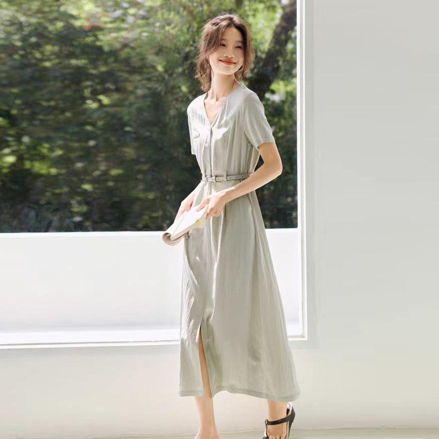 Summer new fashion design sense simple temperament short-sleeved Tencel dress waist thin belly long skirt