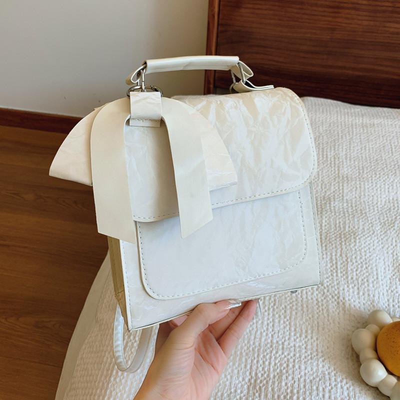 

Stylish And Trendy Backpack For Women In Blue Pink Silver And Cream Perfect For Summer Casual Wear бежевий