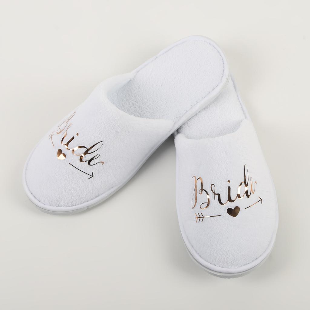 Fashion Bridal Party Slippers Set, Coral velvet Close-toe With Golden Letter Lightweight Plush Cozy Flats, Non-slip Soft Sole For Bride