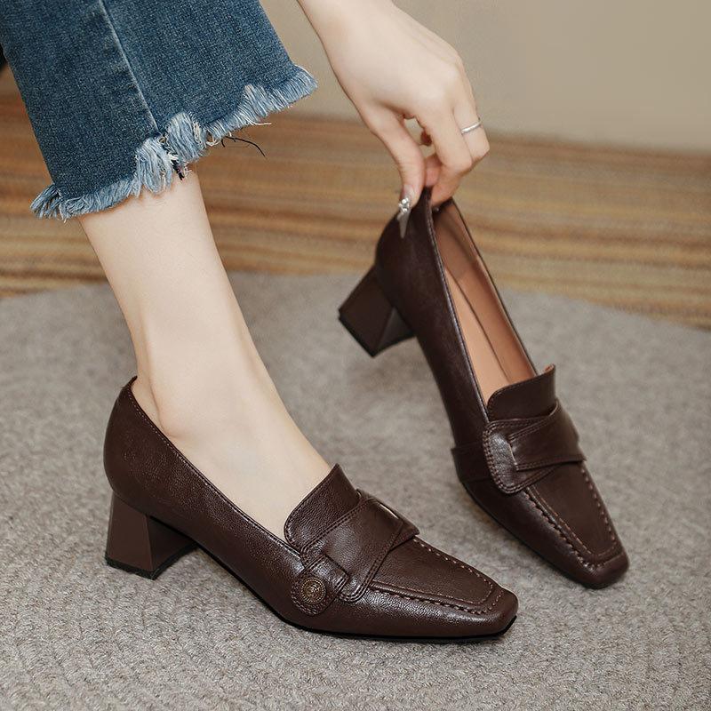 British style small leather shoes high heels 2025 new spring and autumn women's shoes camellia French retro square head thick heels single shoes