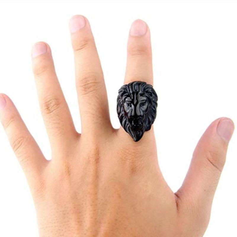 Retro Men's Ring Crown Lion Head Lion King Ring Exaggerated Halloween Ornament