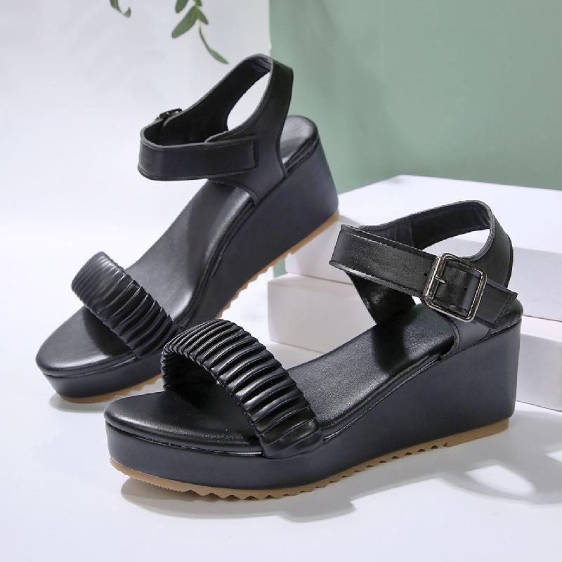 

Модные женские босоножки на танкетке с открытым носком больших размеров, летние новые сандалии на платформе с ремешком на щиколотке для женщин, уличные повседневные сандалии на высоком каблуке 35