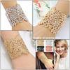 Elegantes Hohl-Armreif Legierung Übertriebenes Armband Retro Blattblumen-Armband für Damen