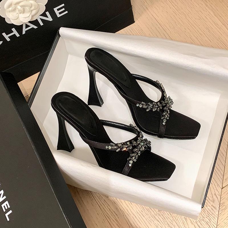 Rhinestone high-heeled sandals for women's 2025 new square head cross with stiletto one-word slippers for outer wear