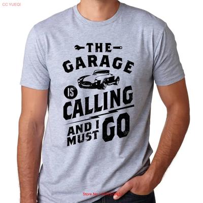 THE GARAGE IS CALLING AND I MUST GO Funny Mechanic Car Crew Neck Men's T Shirt Vintage Washed Top For Everyday Wear Comfortable
