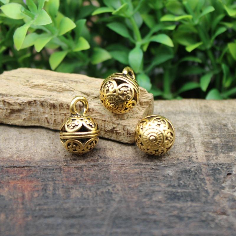 

WTEMPO Mini Silver Bells Small Decor Bells with Hole Jewelry Wind Chime Handicrafts Making Accessories Festival Christmas Tree/Wreath Decorative Bells 100pcs золотой