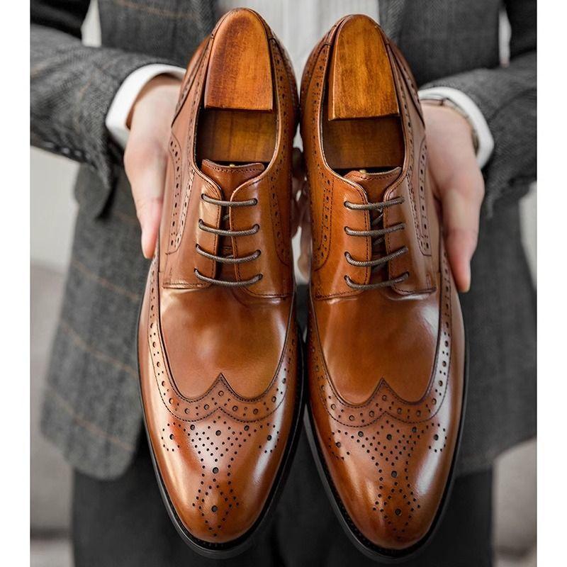 

Pointed Toe Brogue Carved Men s 2025 New British Style High-End Leather Formal Business Wedding Groom Derby Shoes 47