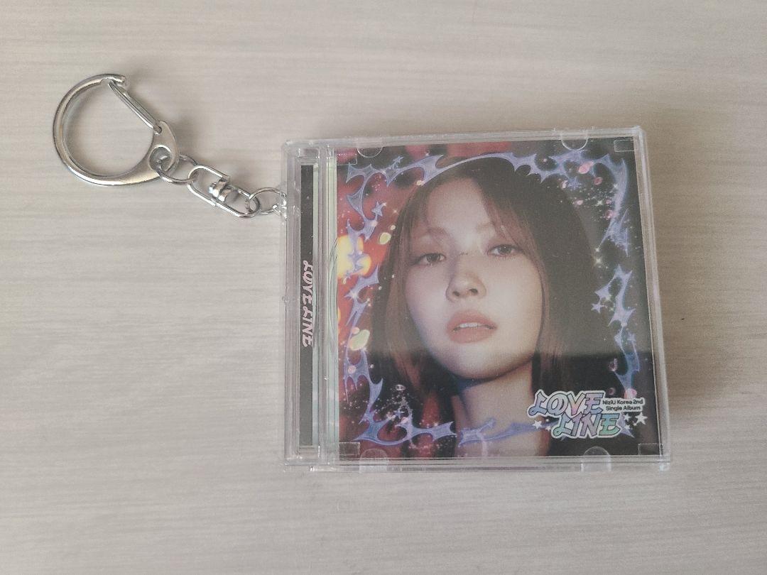 

[USED] NiziU LOVE LINE soundwave mini CD key ring Mayuka