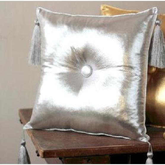 Серебряная и золотая подушка с кисточками подушка с наполнителем поясная подушка автомобильный диван постельные принадлежности для дома декабрь оптовая продажа 40 X 40 CM серебряный 7449₽