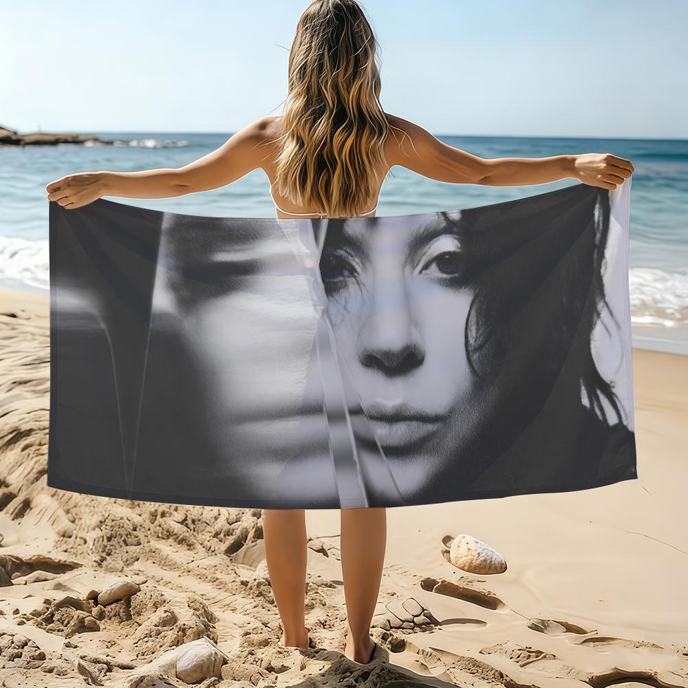 Hot Singer L-Lady Gaga Mayhem Towel Beach Towel Oversized Quick Dry Towel Absorbent Soft Swim BeachTowels for Men Women W30*H60(CM)