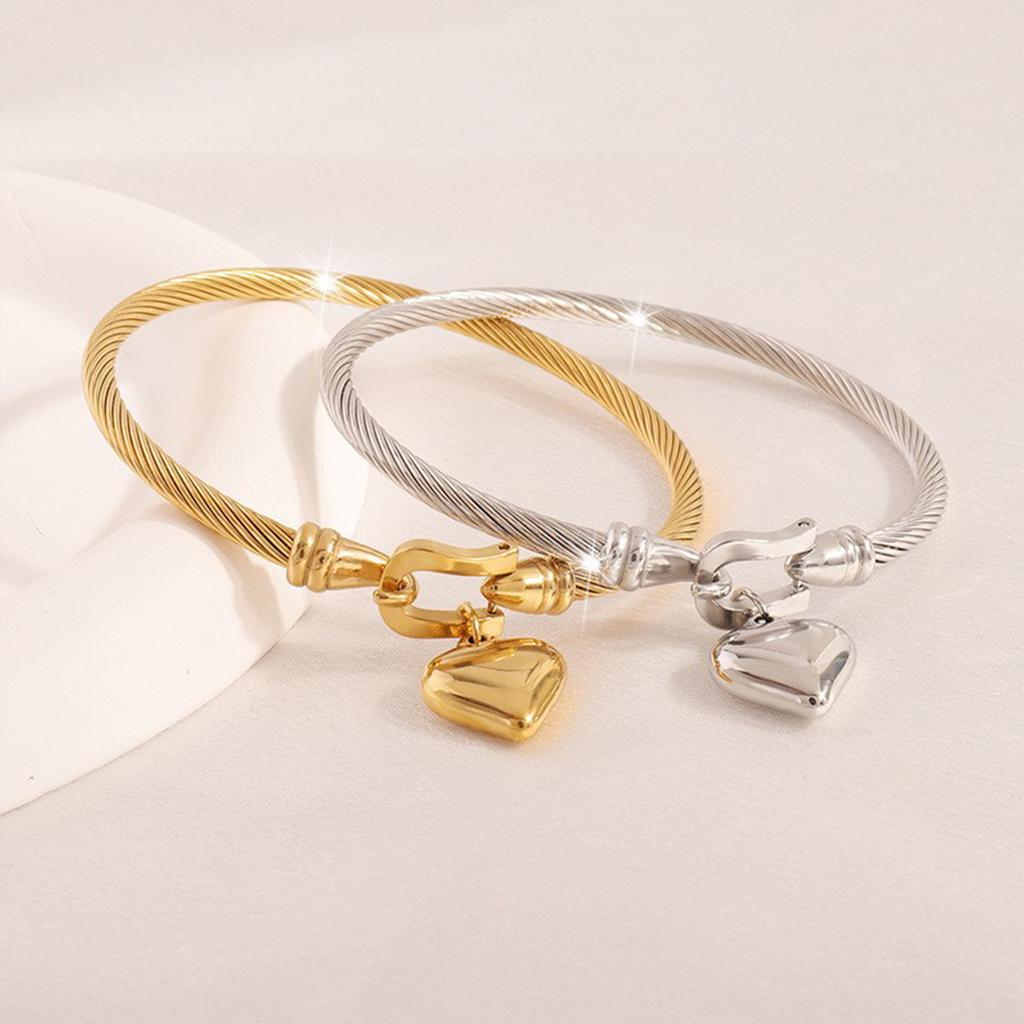 Bracelet Women's Bracelet Stainless Steel Heart Bracelet Fashion Personalized Horseshoe Hook Bracelet
