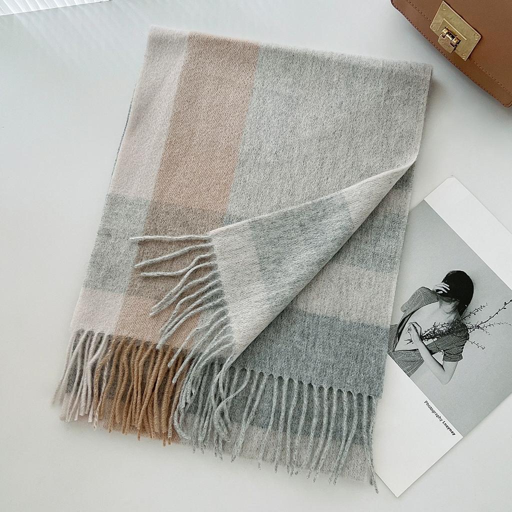 100% Pure Wool Scarf Female Winter Warm Cashmere Shawl Checkerboard Couple Accessory Outdoor Wrap Windproof Scarf