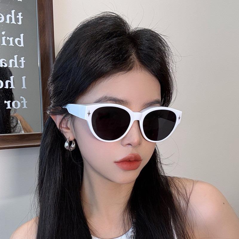 Couple Sun Glasses for Driving Riding That Can Be Worn Over Other Glasses Wrap Around Fit Over Glasses Sunglasses Cat Eye Shades