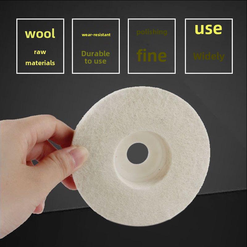 Sada adaptérů pro elektrickou vrtačku a úhlovou brusku: 10 sklíčidel, pilový kotouč, příslušenství pro obrábění dřeva.