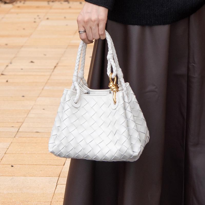 

Нова сумка з водним відром для плетіння з парашутом Кошик для овочів Сумка з обладнанням для в’язання вузлів Сумка з преміальною текстурою 24cmx18cmx18cm білий