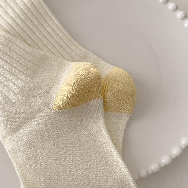 Women's Vertical Stripe Colour Collision Mid-calf Socks Sports Long Stacked Socks Spring and Autumn Socks for Women