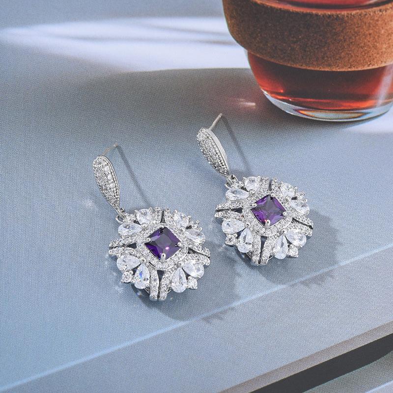 Fashion Banquet Square Luxury Zircon Earrings Square Geometric Earrings