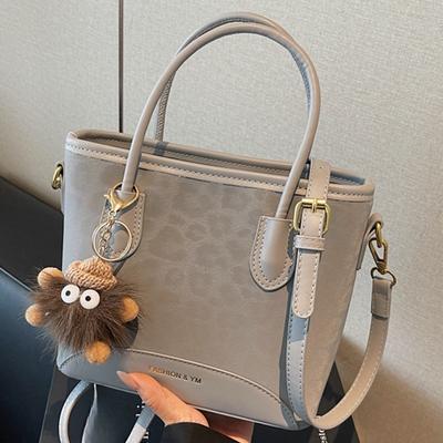 Single-shoulder Handbags Are Popular, Trendy, Retro and Stylish Crossbody Bag